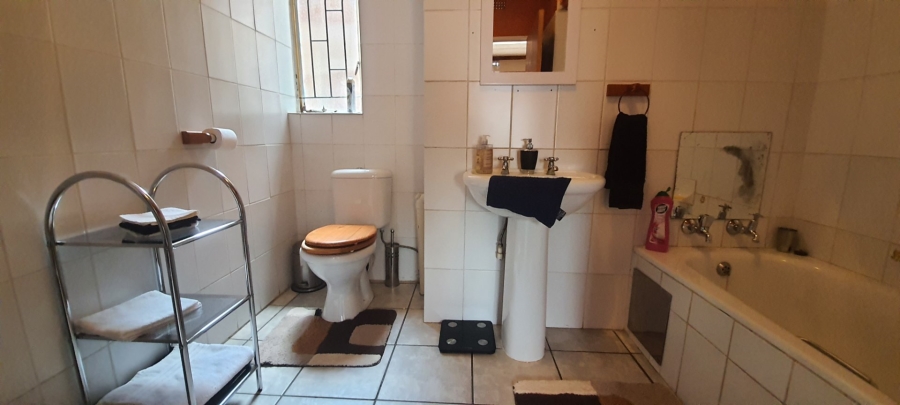 3 Bedroom Property for Sale in La Hoff North West